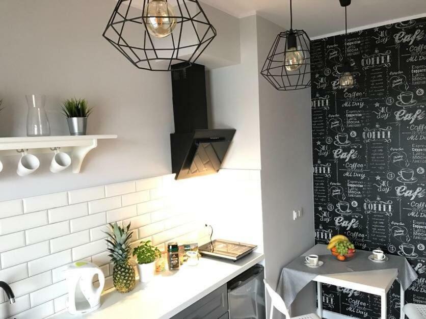 Premium Apartment - Chopin Airport Варшава Екстериор снимка