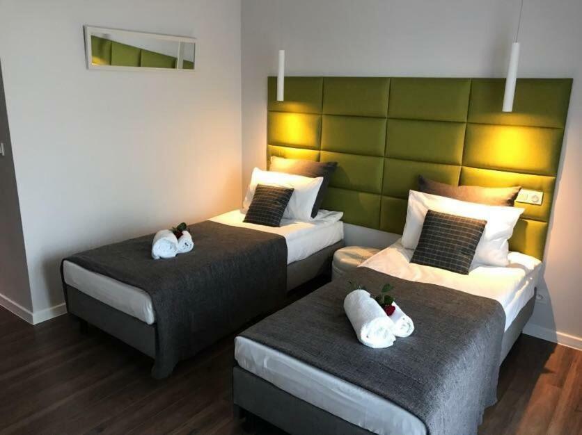 Premium Apartment - Chopin Airport Варшава Екстериор снимка