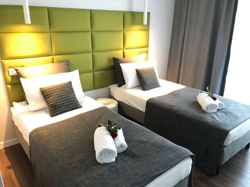 Premium Apartment - Chopin Airport Варшава Екстериор снимка
